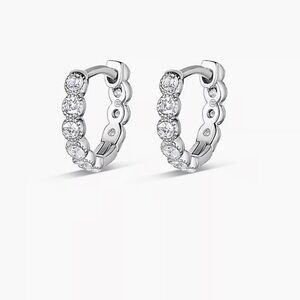 Gorjana Madison Shimmer Huggies